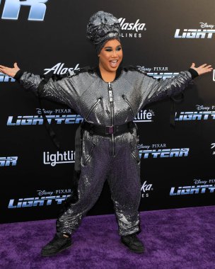 LOS ANGELES - 8 Haziran 2022 'de Los Angeles' taki El Capitan Tiyatrosu 'nun Işıkyılı galasında Patrick Starrr