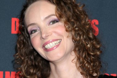 LOS ANGELES - 12 Haziran 2022 'de Los Angeles, CA' da, Çin Tiyatrosu 'ndaki Büyük Pazar Gecesi Kırmızı Halı Dansı' nda Laura Weissbecker