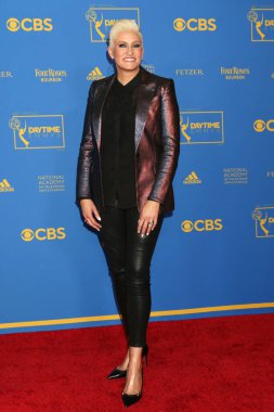 LOS ANGELES - 18 Mayıs 2022 'de Pasadena' daki 49. Gündüz Emmy 'de Amanda Brinkman - Yaratıcı Sanatlar ve Yaşam Tarzı Seremonisi