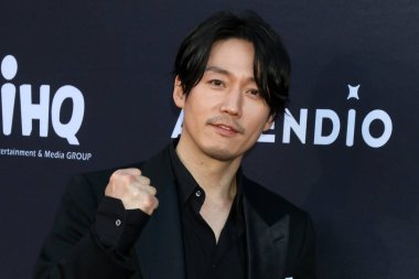 LOS ANGELES - 20 Haziran 2022 'de Westwood, CA' da The Killer Los Angeles Premiere 'de Jang Hyuk