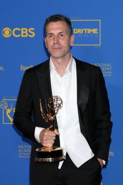 LOS ANGELES - 24 Haziran: Frank Valentini, Exec Producer, Genel Hastane Pasadena Kongre Merkezi 49. Gündüz Emmy Ödülleri 'nde 24 Haziran 2022' de