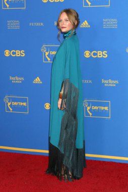 LOS ANGELES - 24 Haziran 2022 Pasadena, CA 'da 49. Gündüz Emmy Ödülleri' nde Marci Miller