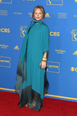 LOS ANGELES - 24 Haziran 2022 Pasadena, CA 'da 49. Gündüz Emmy Ödülleri' nde Marci Miller