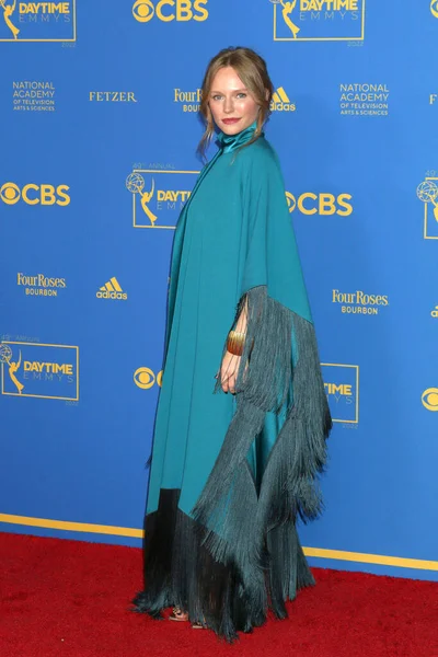 LOS ANGELES - 24 Haziran 2022 Pasadena, CA 'da 49. Gündüz Emmy Ödülleri' nde Marci Miller