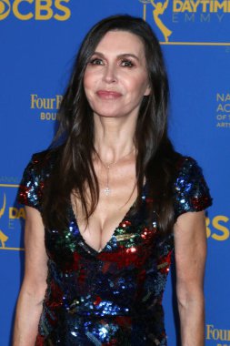 LOS ANGELES - 24 Haziran 2022 Pasadena, CA 'da 49. Gündüz Emmy Ödülleri' nde Finola Hughes