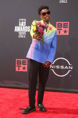 LOS ANGELES - 26 Haziran 2022 'de Microsoft Theater 2022 BET Ödülleri' nde şanslı Daye, Los Angeles, CA