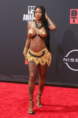 LOS ANGELES - 26 Haziran: 2022 BET Ödülleri 'nde Summer Walker, Microsoft Theater, Los Angeles, CA