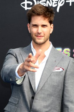 LOS ANGELES - JUL 9:  James Godfrey at the Zombies 3 Premiere Screening at Barker Hanger on July 9, 2022 in Santa Monica, CA