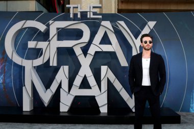 LOS ANGELES - JUL 13:  Chris Evans at the The Gray Man Premiere at TCL Chinese Theater IMAX on July 13, 2022 in Los Angeles, CA