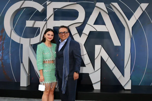 Los Angeles Jul Ava Russo Joe Russo Gray Man Première — Stockfoto