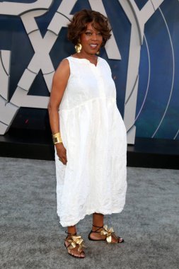 LOS ANGELES - JUL 13:  Alfre Woodard at the The Gray Man Premiere at TCL Chinese Theater IMAX on July 13, 2022 in Los Angeles, CA