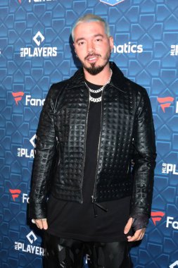 LOS ANGELES - 18 Temmuz 2022 'de Los Angeles, CA' da MLBPA x Fanatik Oyuncular Partisi 'nde J Balvin