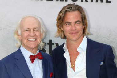 LOS ANGELES - AUG 8:  Robert Pine, Chris Pine at the Five Days at Memorial TV series premiere at Diretors Guild of America on August 8, 2022 in Los Angeles, CA