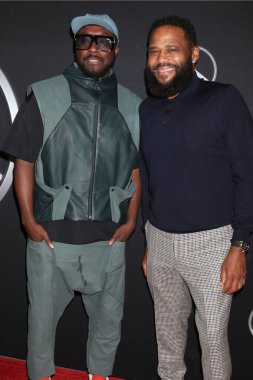 LOS ANGELES - AUG 12:  will.i.am, Anthony Anderson at the Grand Opening of Mercedes-Benz Classic Center at Mercedes-Benz Classic Center on August 12, 2022 in Long Beach, CA