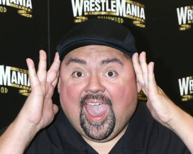LOS ANGELES - AUG 11: Gabriel Fluffy Iglesias at the WrestleMania Launch Party at SoFi Stadium on August 11, 2022 in Los Angeles, CA