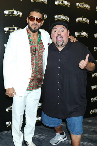 Los Angeles Aug Santos Escobar Gabriel Fluffy Iglesias Wrestlemania Launch — Stok fotoğraf