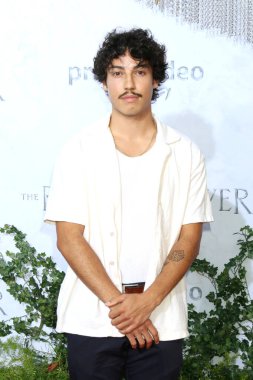 LOS ANGELES - AUG 15:  Austin Martinez at the The Lord Of The Rings: The Rings Of Power Premiere Screening at Culver Studios on August 15, 2022 in Culver City, CA