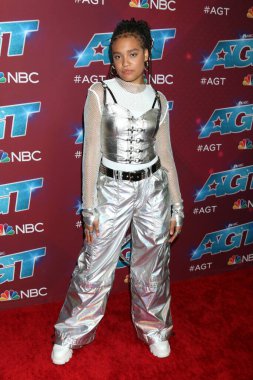 LOS ANGELES - AUG 23:  Sara James at the America's Got Talent Season 17 - Live Show Red Carpet  at Pasadena Sheraton Hotel on August 23, 2022 in Pasadena, CA