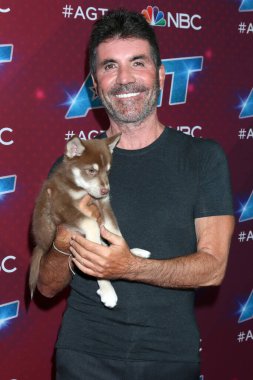 LOS ANGELES - AUG 23:  Simon Cowell at the America's Got Talent Season 17 - Live Show Red Carpet  at Pasadena Sheraton Hotel on August 23, 2022 in Pasadena, CA