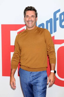 LOS ANGELES - SEP 7:  Jon Hamm at the Confess, Fletch Premiere at The West Hollywood Edition Hotel on September 7, 2022 in West Hollywood, CA