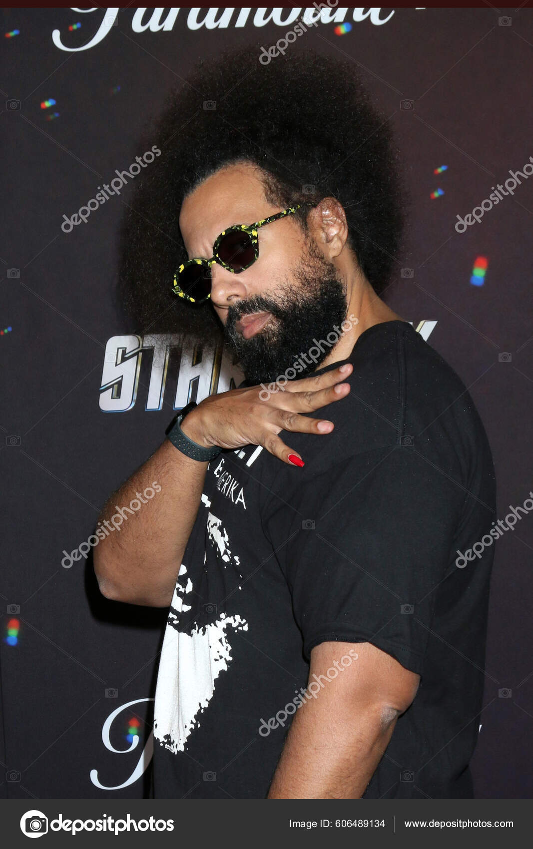 Reggie Watts: The Billboard Photo Shoot – Billboard