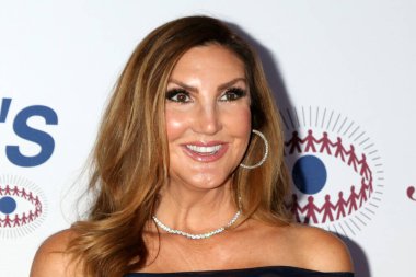 LOS ANGELES - 10 Eylül 2022 'de Beverly Hilton Oteli' ndeki Summer Spectacular Benefting the Brent Shapiro Vakfı 'nda Heather McDonald.