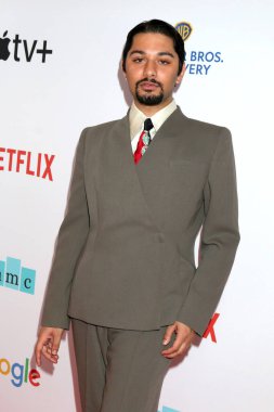 LOS ANGELES - 9 Eylül 2022 'de Beverly Wilshire Oteli' nde Ulusal Hispanik Medya Koalisyonu 2022 Etki Ödülleri Galasında Mark Indelicato