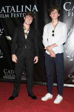LOS ANGELES - 24 EP: Peder Lindell, Ovi Jasso 2022 Catalina Film Festivali - 24 Eylül 2022 tarihinde Casino 'da kırmızı halı 923