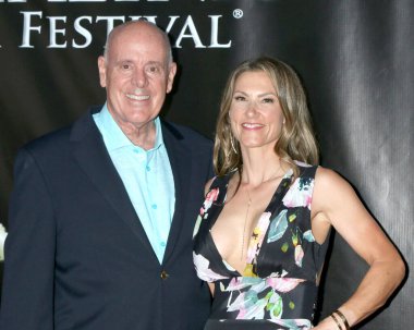 LOS ANGELES - SEP 24: Ray McKewon, Kim McKewon, 2022 Catalina Film Festivali - Cumartesi Kırmızı Halı 923, Casino 'da 24 Eylül 2022, Avalon, CA