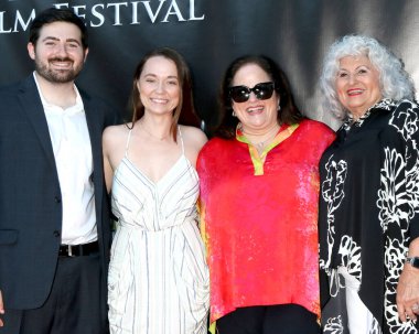 LOS ANGELES - SEP 24: Matt Kravitsky, Lauren Kravitsky, Lisa Markowitz, Phillis Noller 2022 Catalina Film Festivali - Cumartesi Kırmızı Halı 923 22 Casino 'da 24 Eylül 2022, Avalon, CA