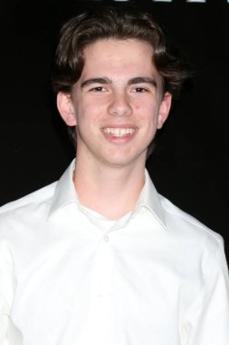 LOS ANGELES - 22 Eylül 2022 'de Long Beach 2022 Catalina Film Festivali' nde Chance Severson - 22 Eylül 2022 'de İskoçya Rite Etkinlik Merkezi' nde Perşembe Kırmızı Halı