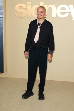 LOS ANGELES - SEP 21: Evan Ross, Apple TV 'nin galasında 21 Eylül 2022' de Los Angeles, CA 'da bulunan Akademi Sinema Müzesi' nde 