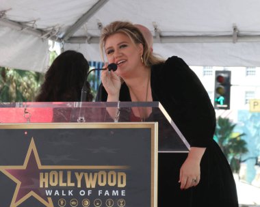 LOS ANGELES - 19 Eylül 2022 'de Kelly Clarkson Hollywood Şöhret Yolu' ndaki Kelly Clarkson Yıldız Töreni 'nde