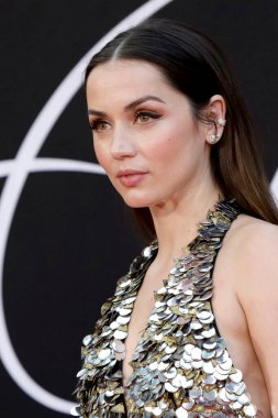 LOS ANGELES - 13 Eylül 2022 'de Los Angeles, CA' da bulunan TCL Çin Tiyatrosu 'ndaki Blonde Prömiyer' de Ana De Armas