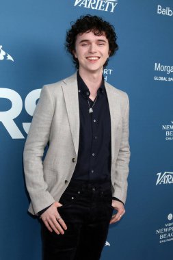 LOS ANGELES - 16 Ekim 2022 'de Newport Sahili Film Festivali' nde Zen McGrath ve 10 Aktör Balboa Körfezi Tatil Köyü 'nde izlenecek.