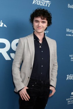 LOS ANGELES - 16 Ekim 2022 'de Newport Sahili Film Festivali' nde Zen McGrath ve 10 Aktör Balboa Körfezi Tatil Köyü 'nde izlenecek.