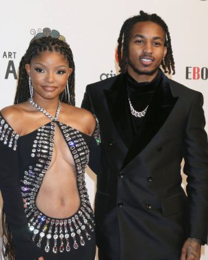 Halle Bailey, nam-ı diğer Darryl Dwayne Granberry Jr 22 Ekim 2022 'de Santa Monica, CA' da Barker Hanger 'daki 5.