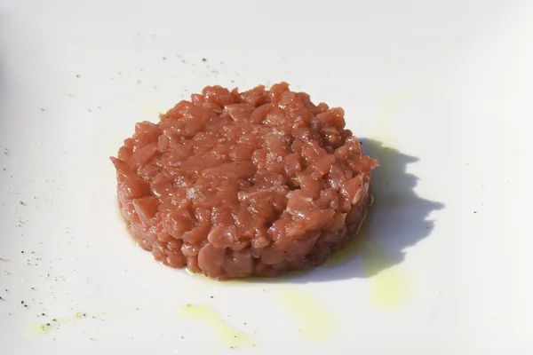 Steak tartare — Stock Photo, Image