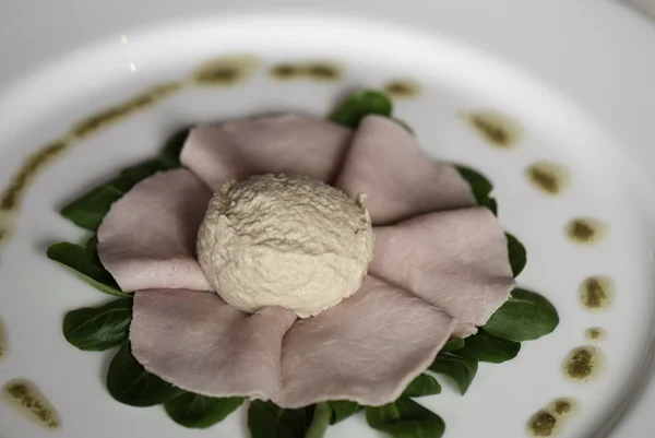 Boiled veal and tuna mayonnaise — Stock Photo, Image