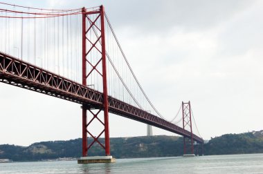 Lizbon (Portekiz Bridge'de 25 Nisan)