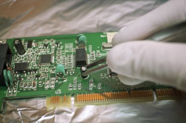 Elektronik teknisyeni tamir bilgisayar donanım