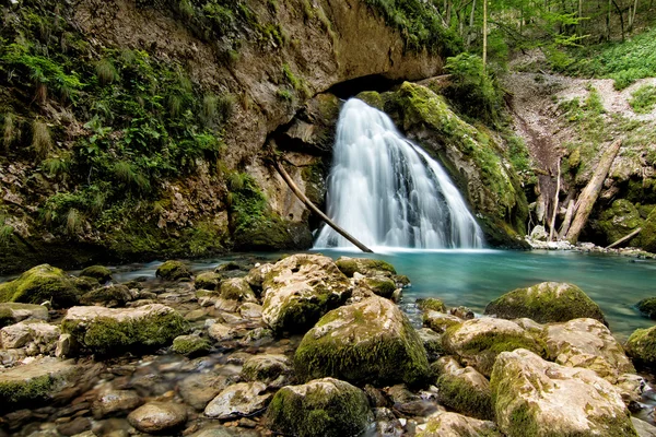 Beautiful cascade in Transylvania, Romania, Western Carpathians — Stock fotografie