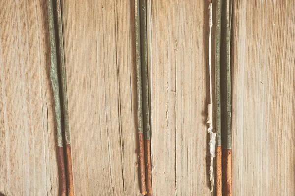 Стек старих книг — стокове фото