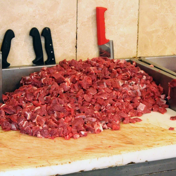 Rode Rauw Vlees Blokjes Markt — Stockfoto