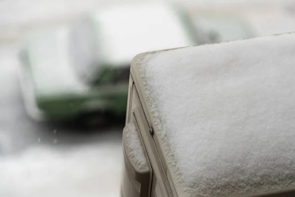 겨울날 자동차 날씨에 에어컨의 표면에 꼭대기 — 스톡 사진