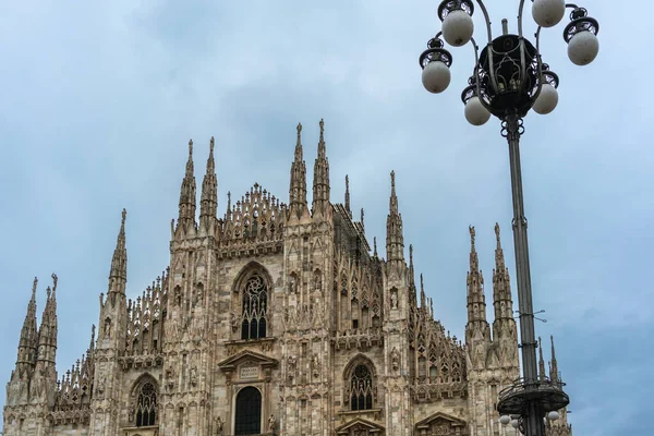 Tarde Primavera Lluviosa Milán Italia Europa Atracciones Turísticas —  Fotos de Stock
