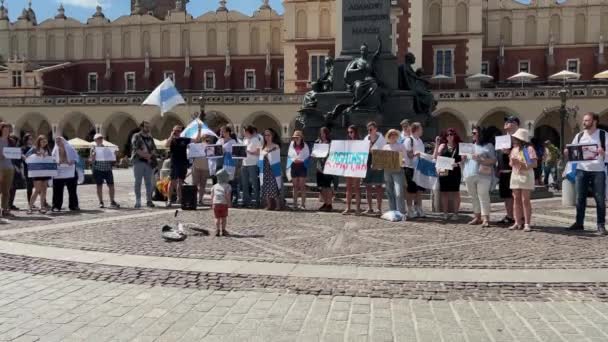 Krakov Polsko Června 2022 Aktivisté Krakovské Diaspory Účastní Světové Protiválečné — Stock video