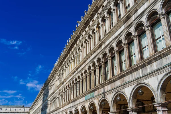 Vista Fachada Renacentista Biblioteca Marciana Desde Piazza San Marco Ciudad —  Fotos de Stock