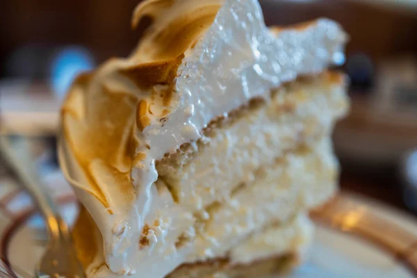 Close Delicious Soft Vanilla Meringue Italian Dessert Selective Focus — Stock Photo, Image