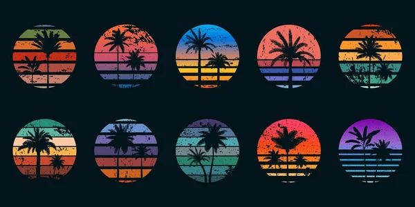 Pôr-do-sol retro dos anos 80 com silhuetas de palmeiras para estampas de t-shirt. Design de surf vintage. Pôr do sol de verão tropical ou conjunto de vetor de gradiente de nascer do sol —  Vetores de Stock